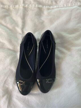 Easy Spirit Blue Patent Cap-Toe 1inch heels